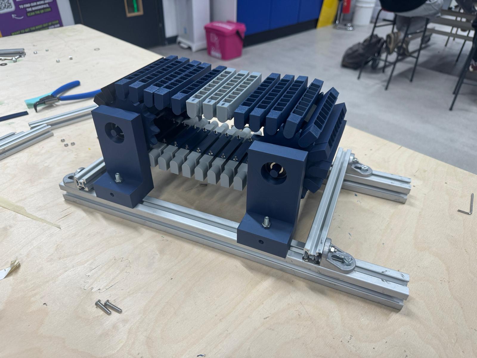 Linear rig MagLev assembly